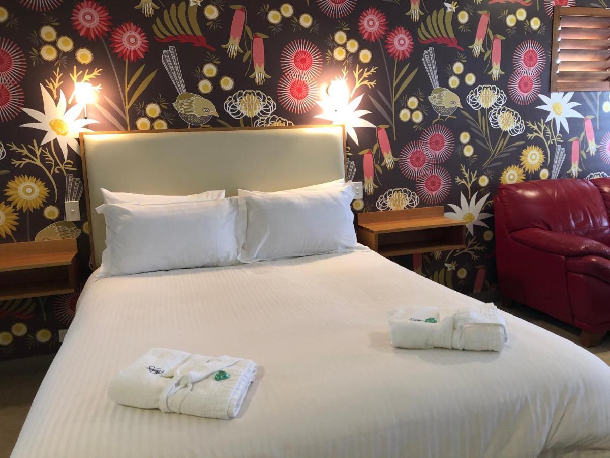 Saltair Luxury Accommodation - Adults Only Олбані Екстер'єр фото