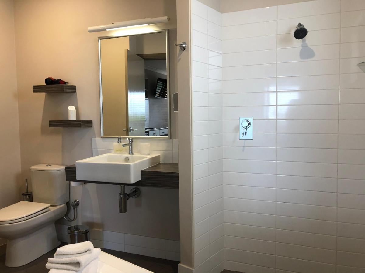 Saltair Luxury Accommodation - Adults Only Олбані Екстер'єр фото