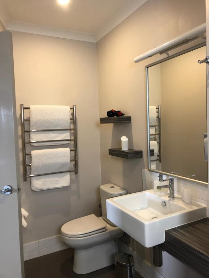 Saltair Luxury Accommodation - Adults Only Олбані Екстер'єр фото