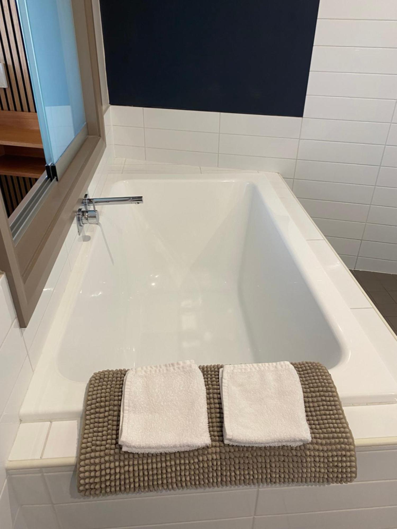 Saltair Luxury Accommodation - Adults Only Олбані Екстер'єр фото
